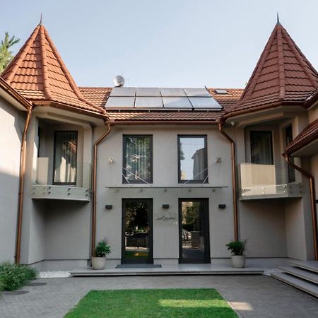 Hotel Laudon Uzjhorod Eksteriør bilde