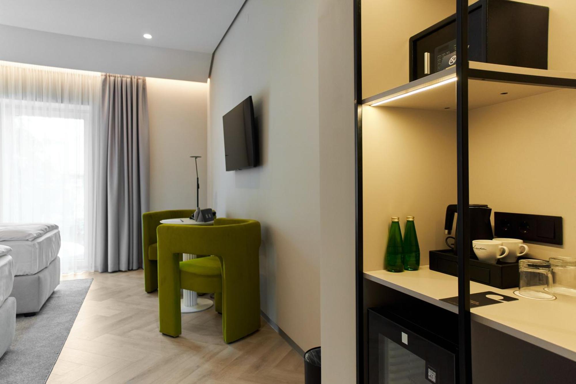 Hotel Laudon Uzjhorod Eksteriør bilde