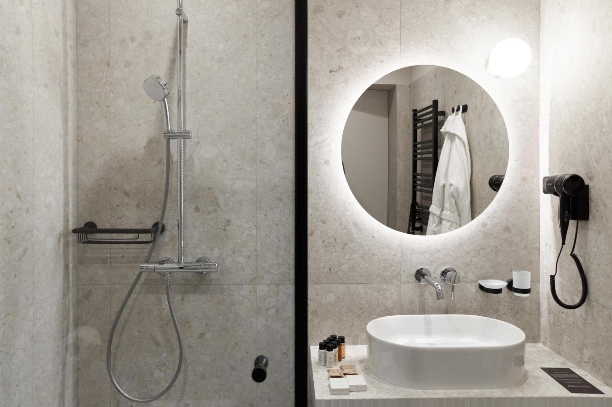 Hotel Laudon Uzjhorod Eksteriør bilde